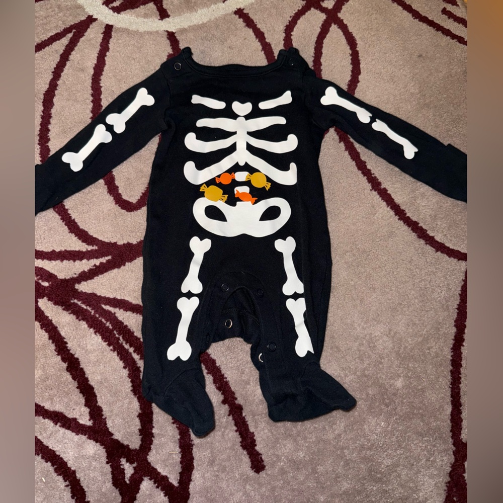Carter's Black and White Skeleton Footies